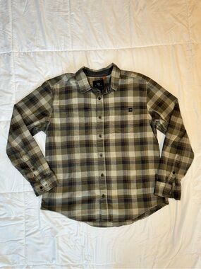 Sitka Men's Olive Plaid Flannel Button-Down Shirt